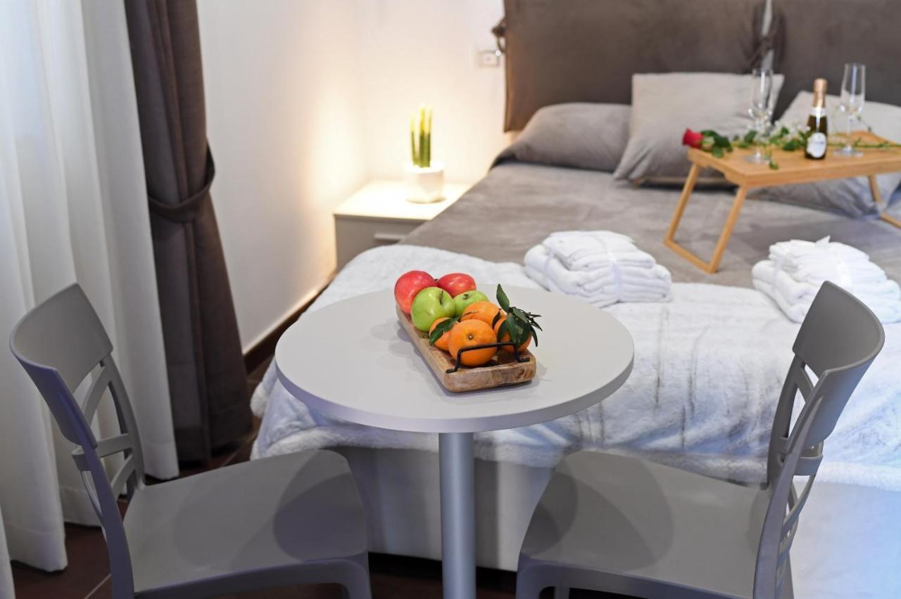 B&B In Centro Storico Salerno Ngoại thất bức ảnh