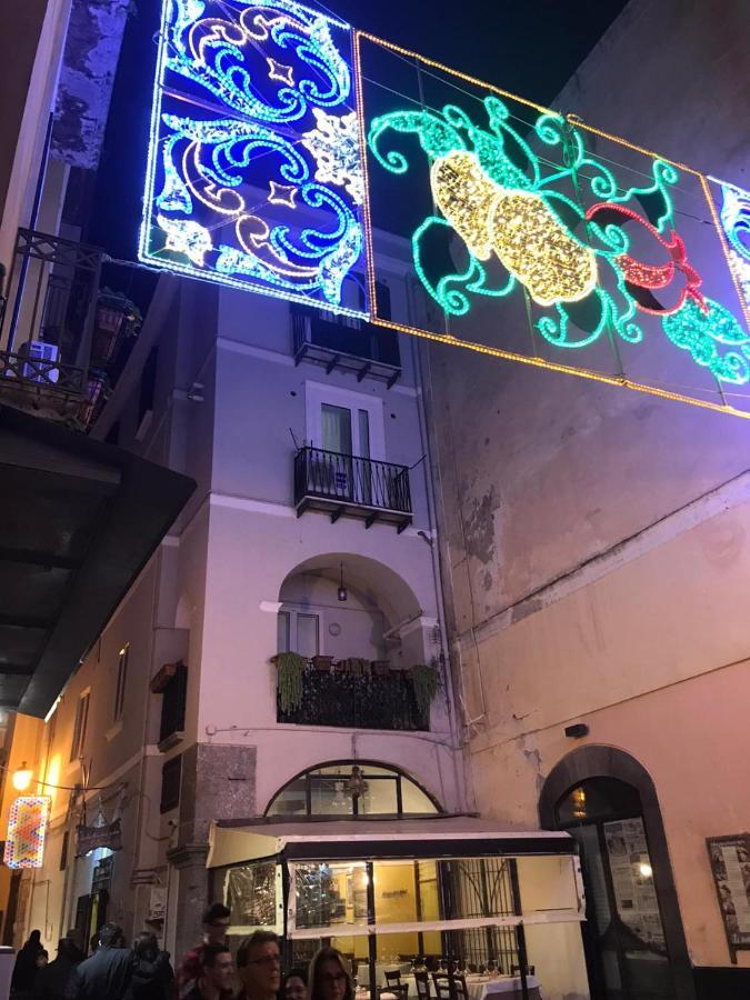 B&B In Centro Storico Salerno Ngoại thất bức ảnh
